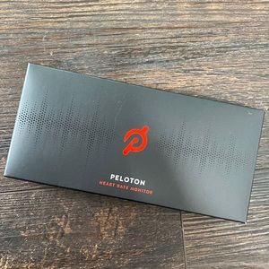 *Never Used STILL IN BOX* Peloton heart rate monitor